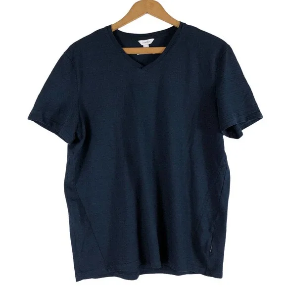 Calvin Klein T Shirt Large Slim Fit Navy Blue V Neck Mens Short Sleeve Knit - Picture 1 of 4